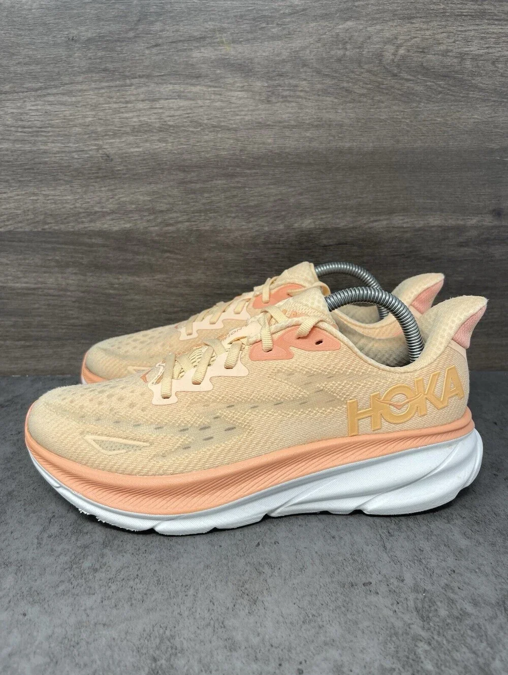 HOKA Clifton 9 Womens Size 8.5 Cantaloupe White Road Running Walking Shoes